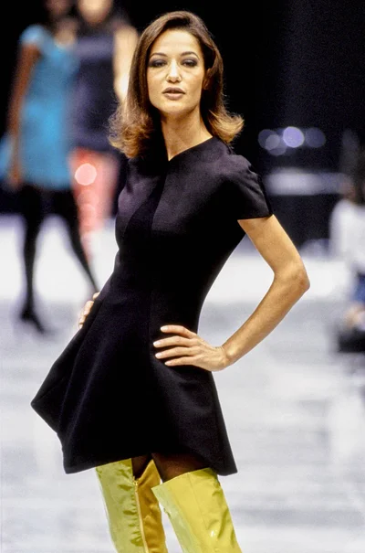 Look 10
